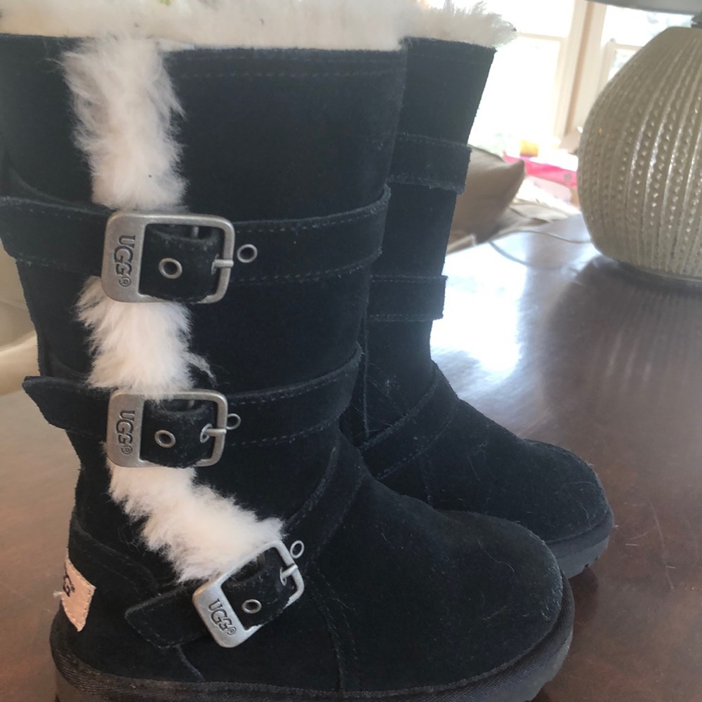 Black Girls Ugg Size 10